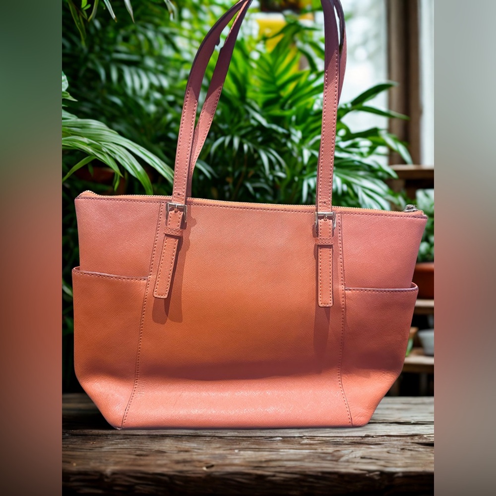 Michael Kors Spectacular Burnt Orange  Shoulder Bag - Picture 2 of 7